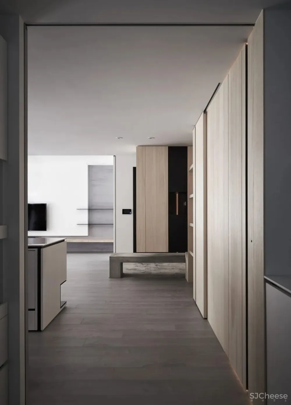 一条木质人行道贯穿公私区域,家还可以这样分 虫点子设计