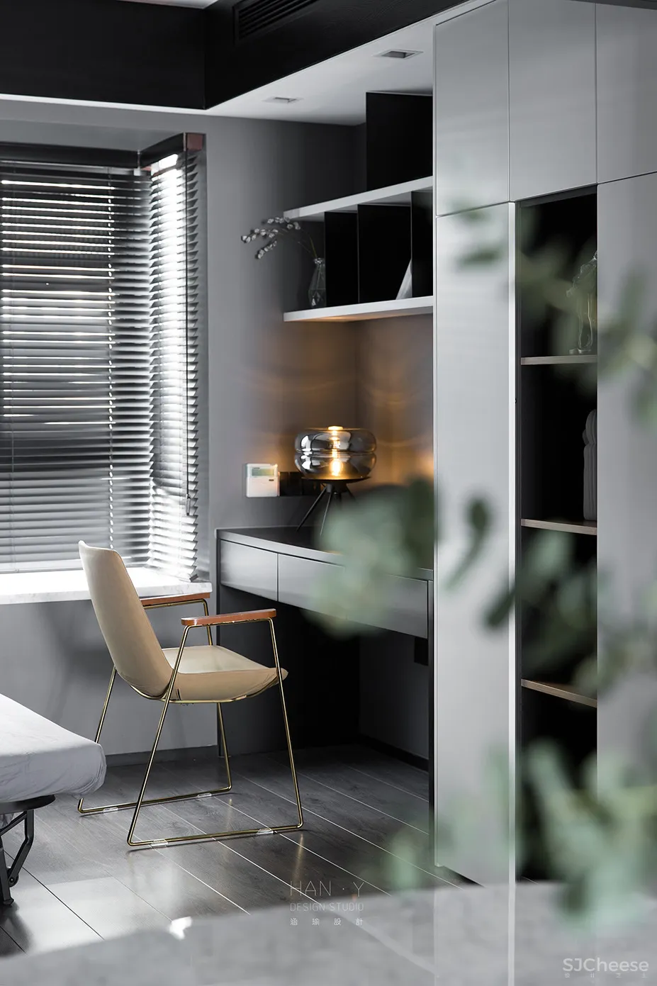 黑是一切颜色的尽头,是设计界的神秘宠儿