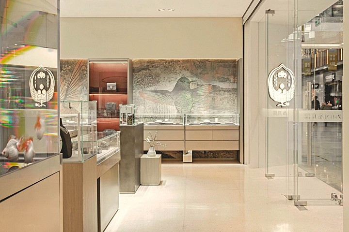 400㎡“华夏典当行品真阁”概念旗舰店 八荒设计