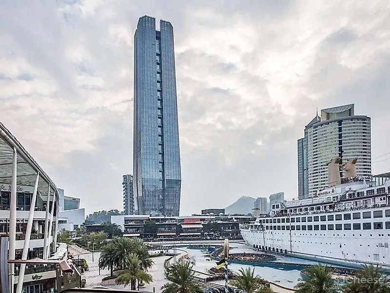 招商局广场办公室设计:情迷宝格丽 鸿艺源