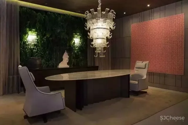 墙面巧用光，开个炫炫的家具店