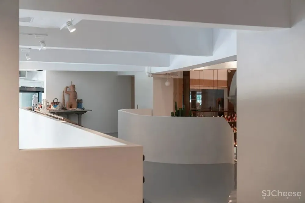 530m²东成西就复合餐厅 埂上设计