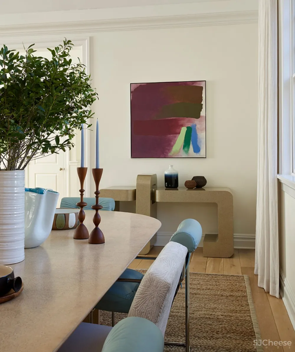 Elena Frampton | Waterfront Estate , 一个独特风味的住宅