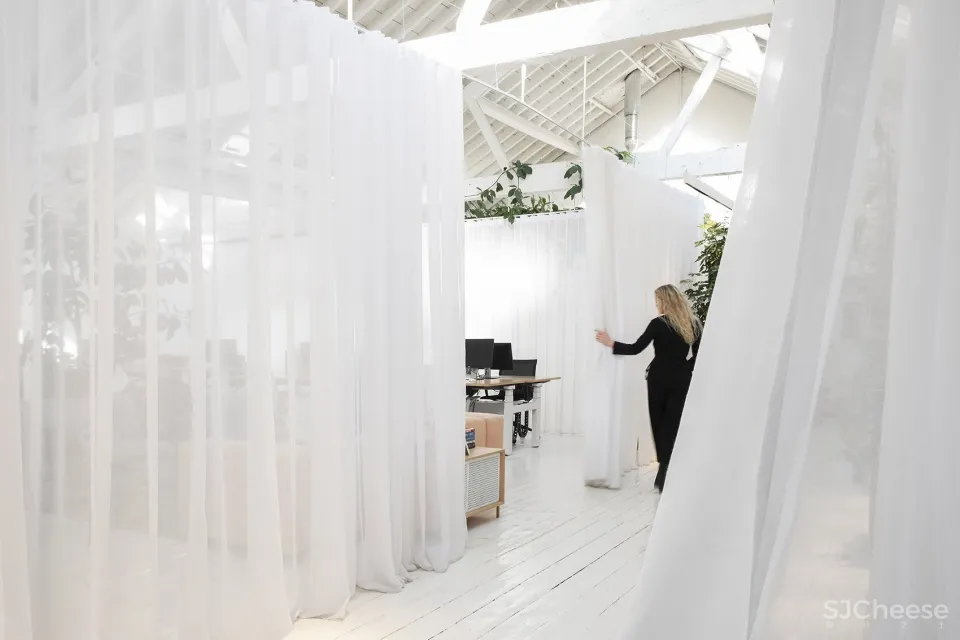 可调节式办公空间 HUT