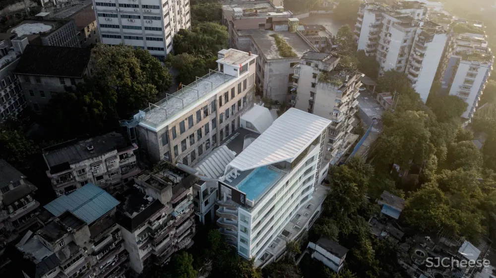 重庆印制一厂山鬼精品酒店改造 寻常设计