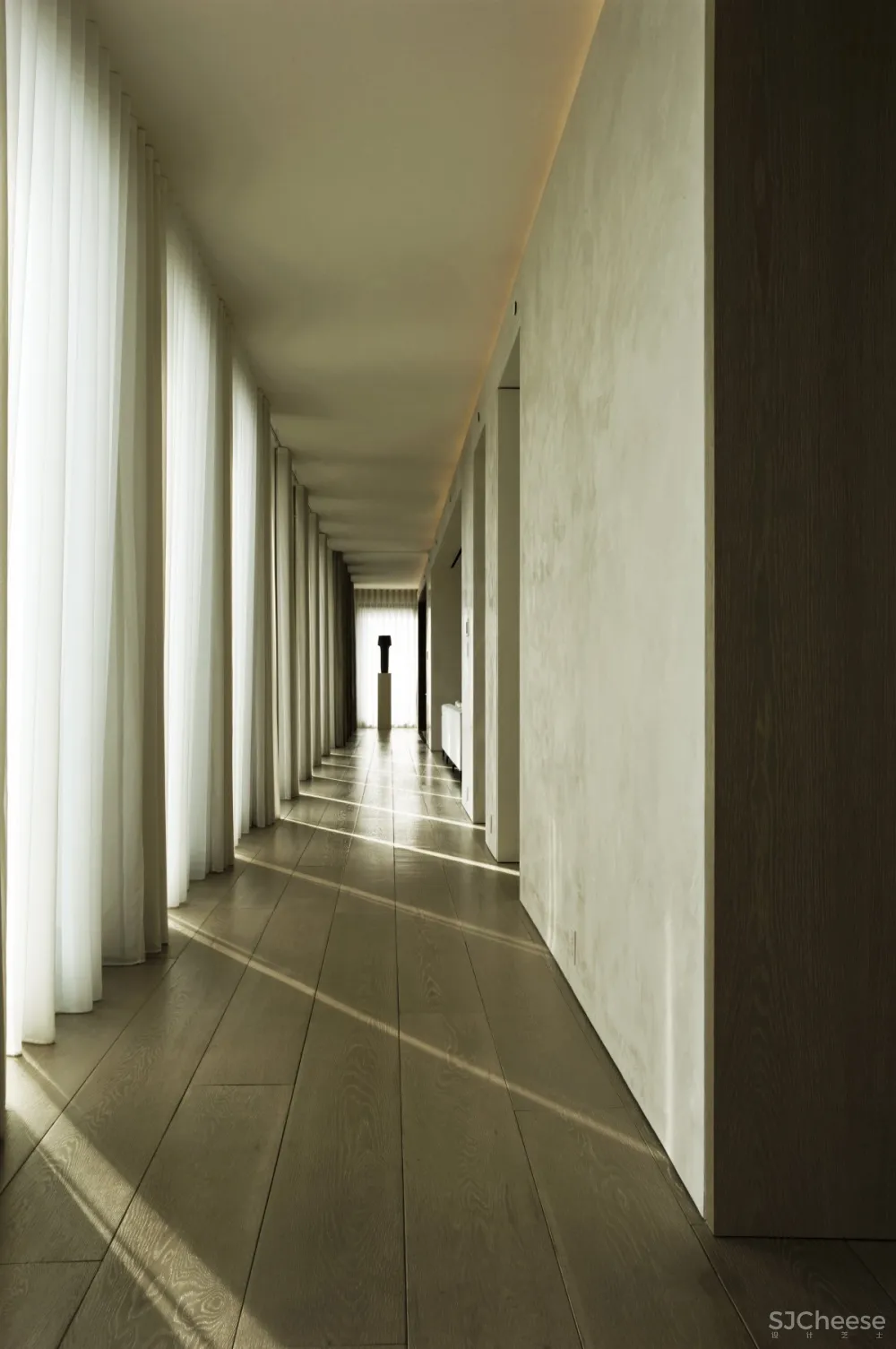 Christian Liaigre &John Pawson | Edition创始人Ian Schrager的顶层公寓