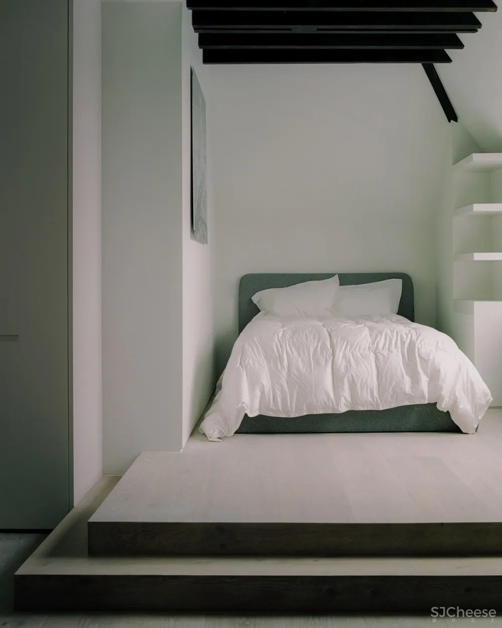 Studio Originate | Regents Park Loft , 戏剧性的极简主义