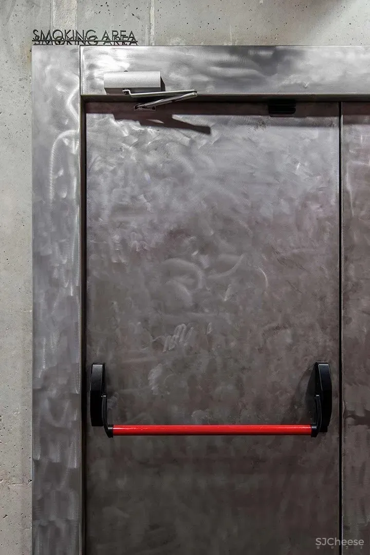 物流软件Logity乌克兰哈尔科夫办公设计 Studio Bondarenko Design