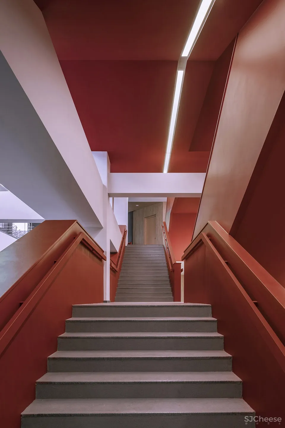 清华大学第四教学楼室内空间改造