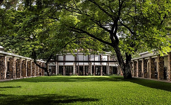 Kerry Hill | 安缦萨拉 , 酒店中的仙女