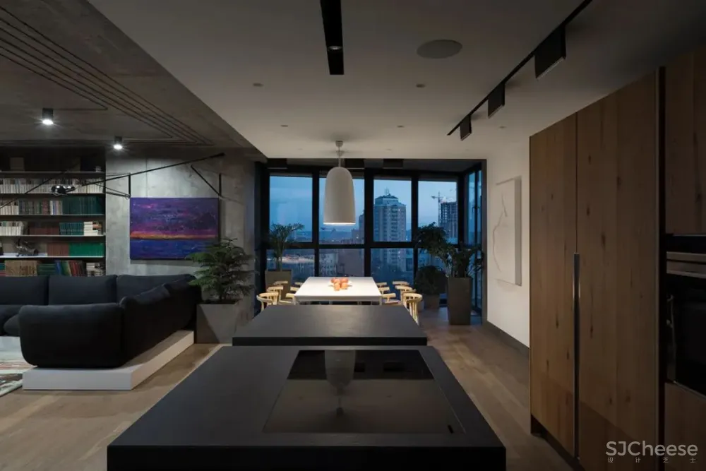 212㎡复式住宅,简约有质感! Sergey Makhno