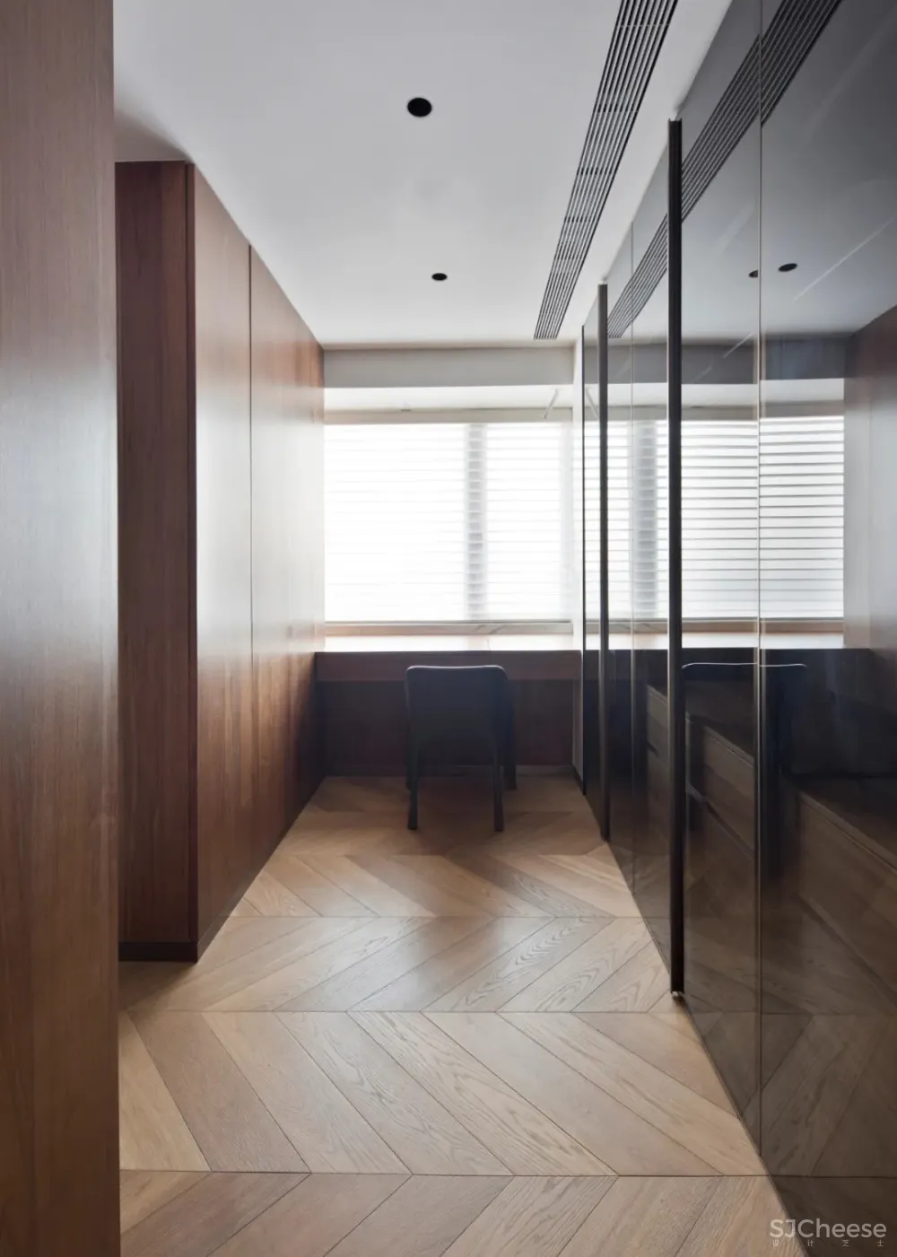 用线条勾勒空间的精髓 直合设计