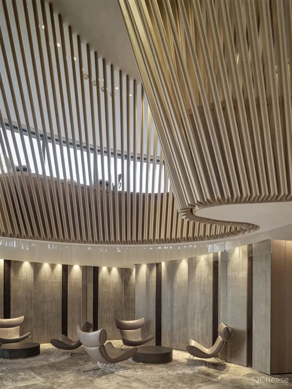 罗灵杰 龙慧祺:香港将军澳蓝塘傲会所 K11周大福