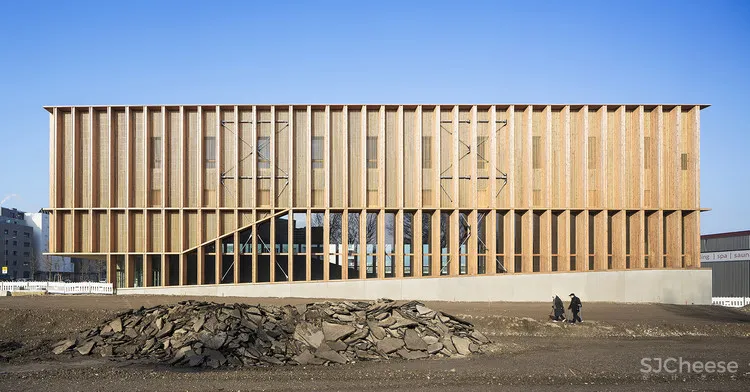 Sports Center in Neudorf Atelier Zündel Cristea