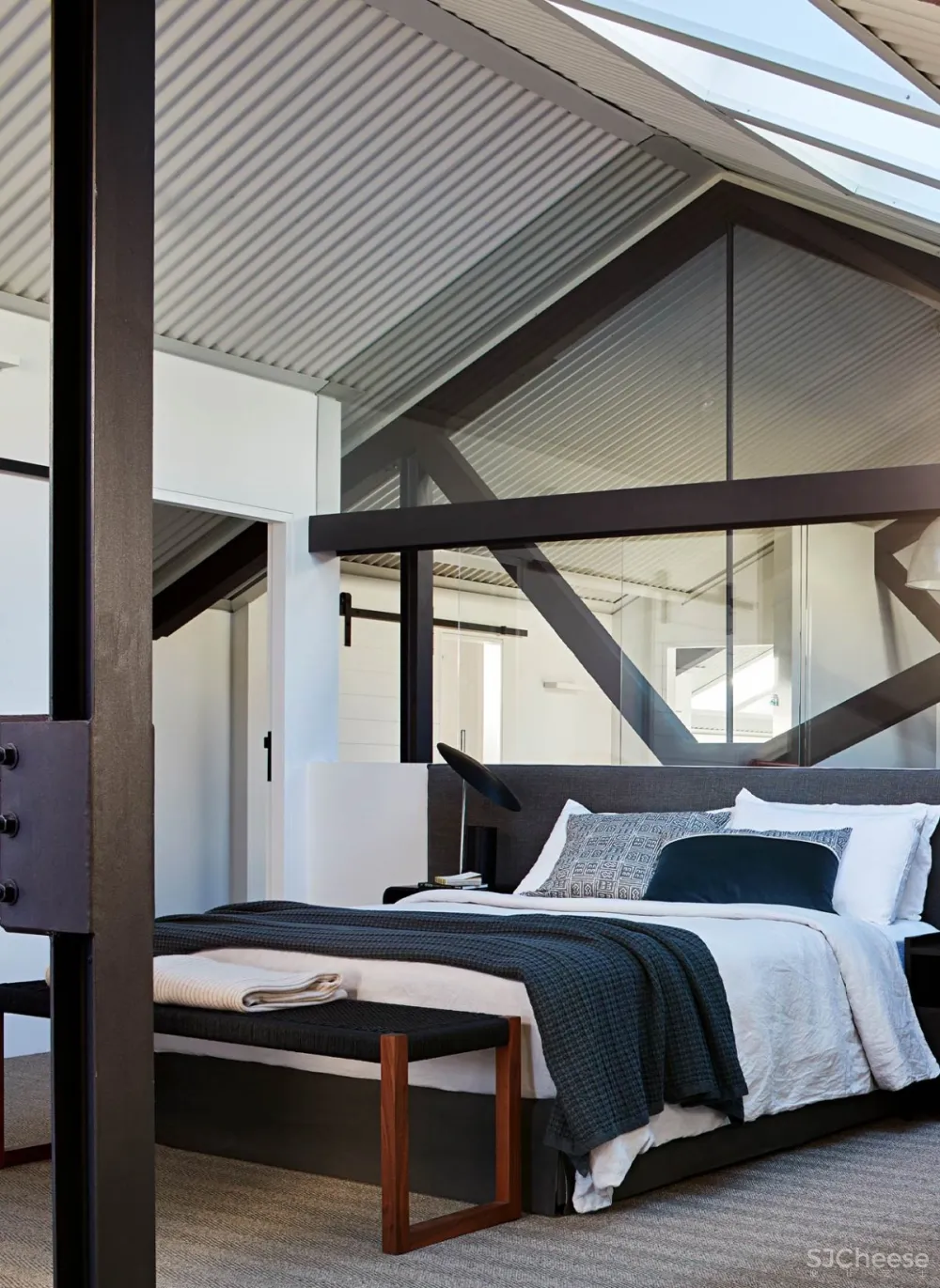 Hare & Klein | Old Furniture Factory , 家具工厂改造住宅