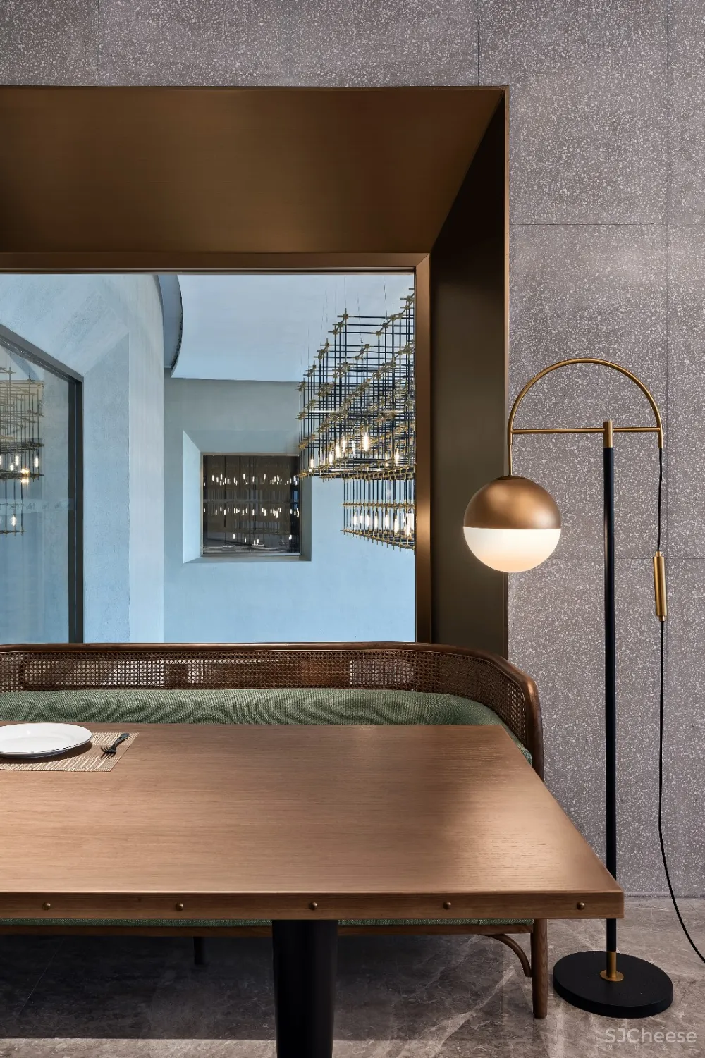 贵阳卢浮宫金熙酒店 中深建设计院