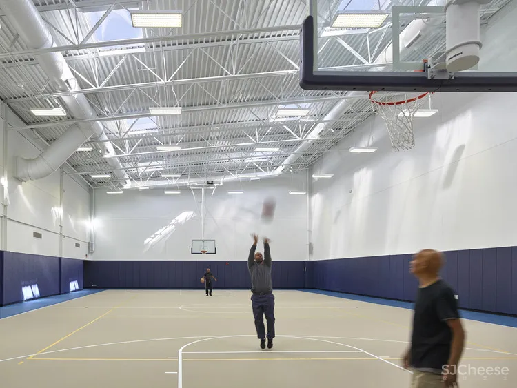 纽瓦克房屋管理局培训活动教育中心 ikon.5 建筑事务所