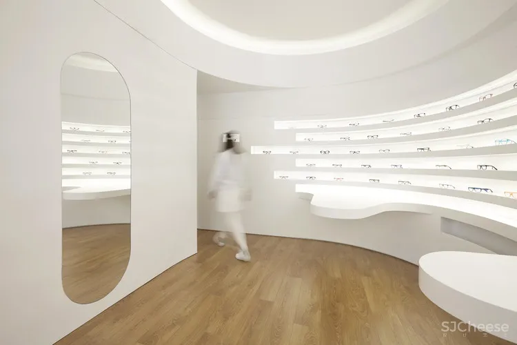 Queirós眼镜店 Tsou Arquitectos