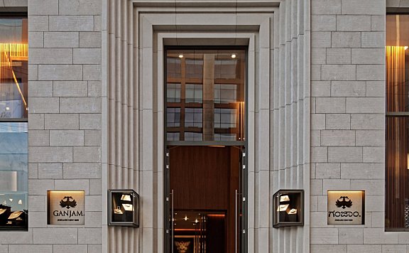RDAI | Ganjam Showroom , 极富建筑感的旗舰店