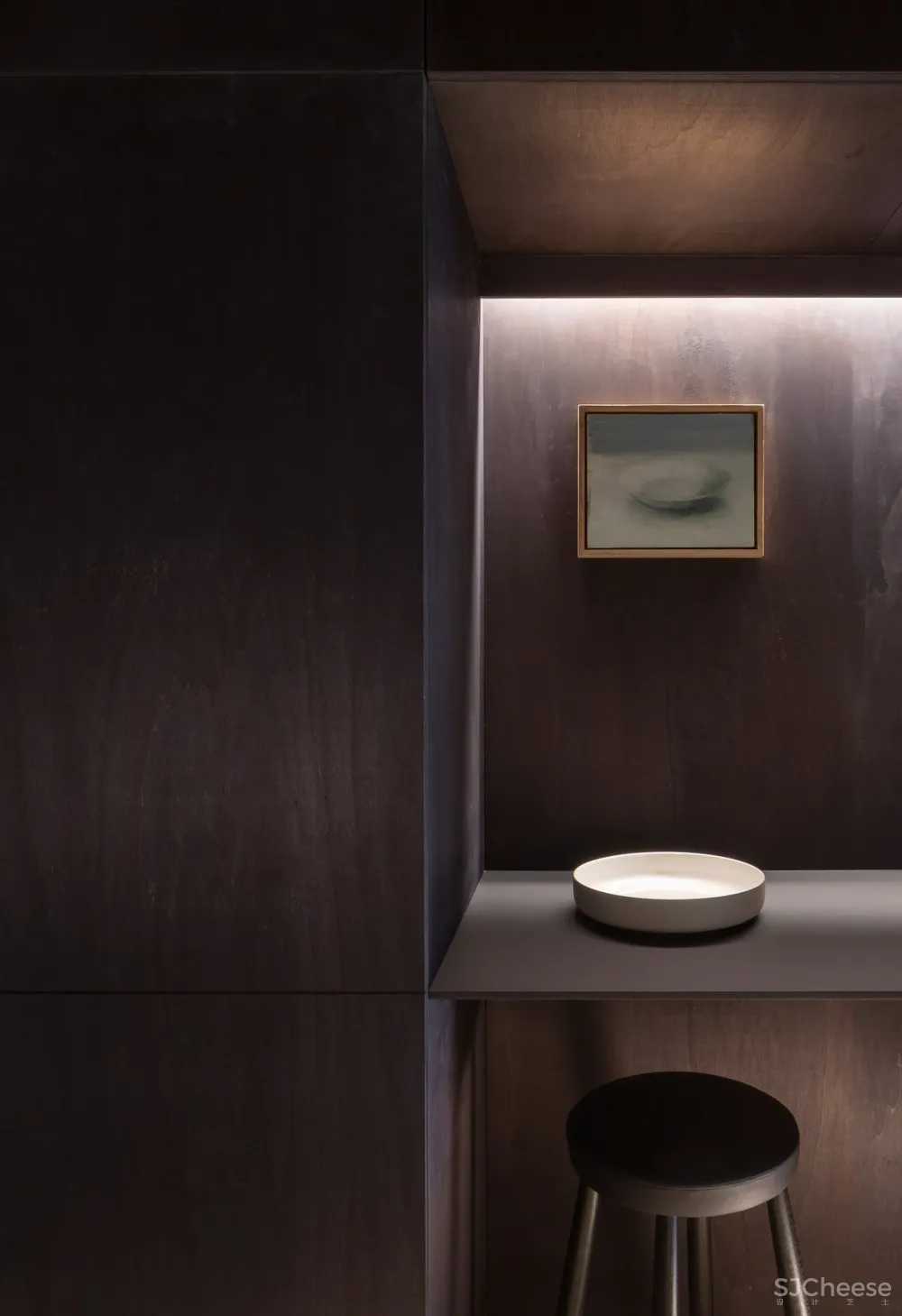 Francesc Rifé | R Apartment , 保留空间的原始本质