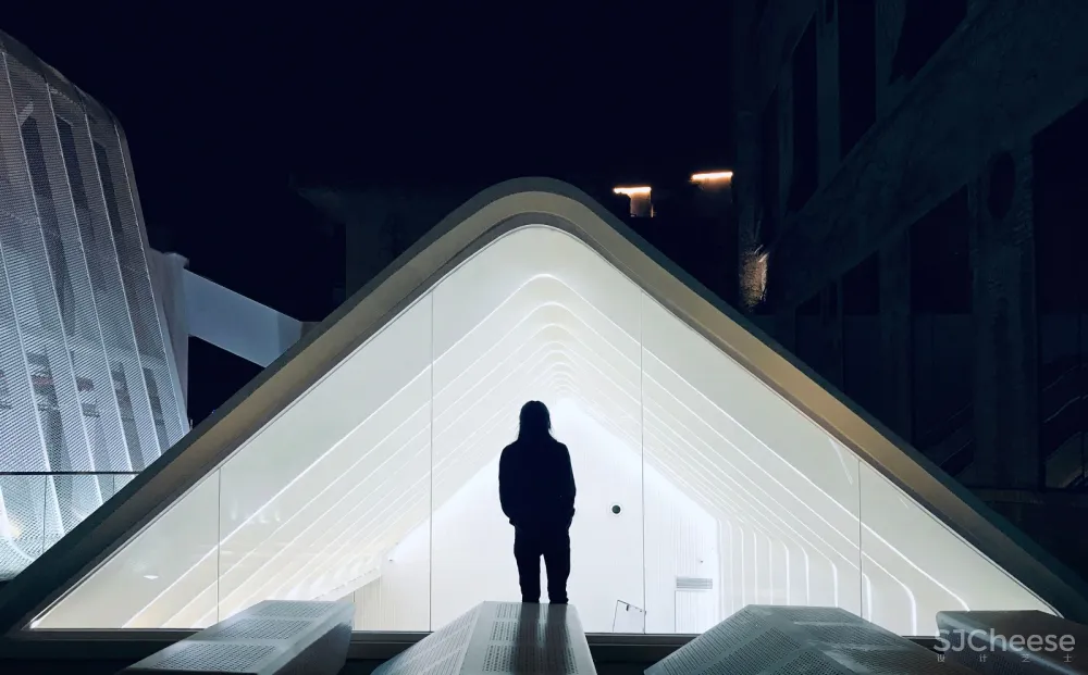 重庆印制一厂山鬼精品酒店改造 寻常设计