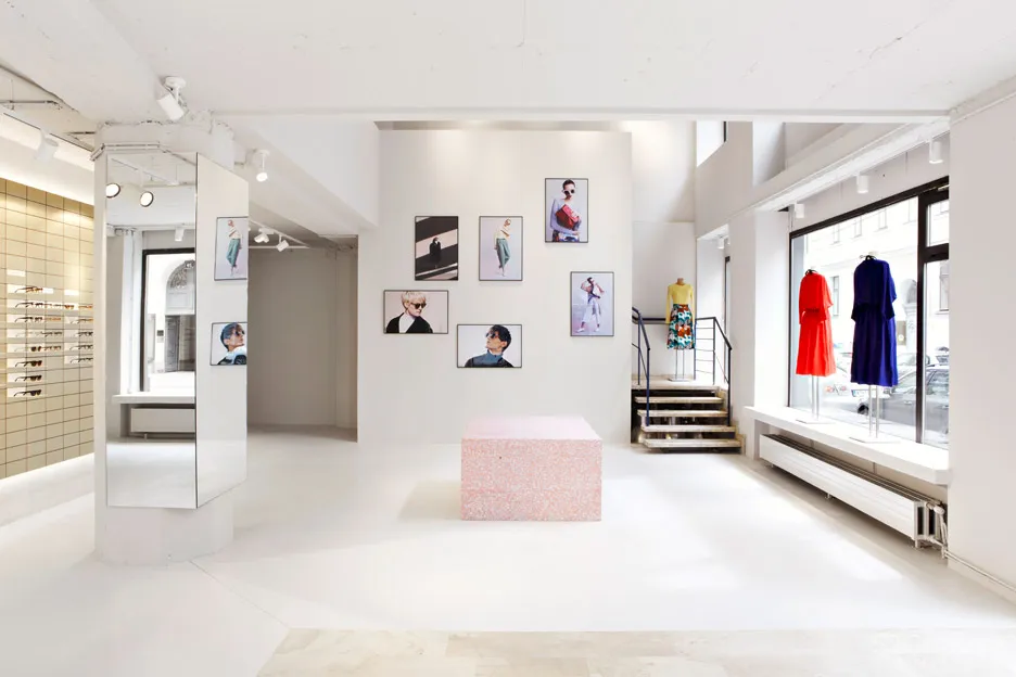 Viu eyewear creates gallery-like space for its Vienna flagship store