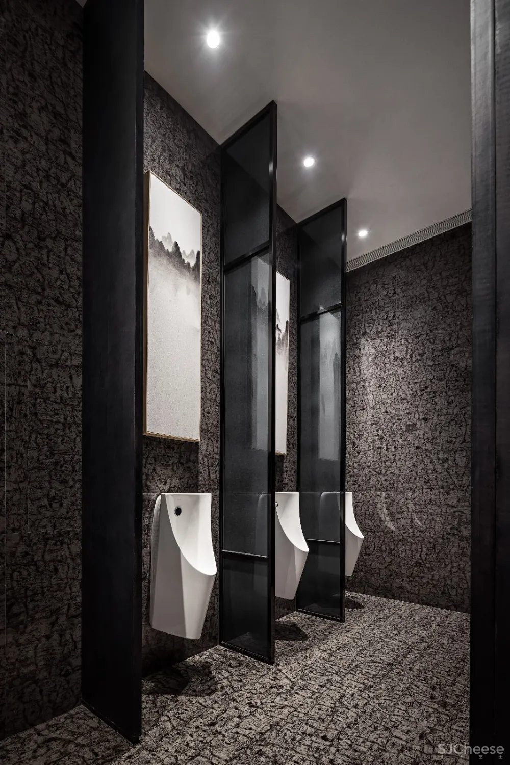 淡墨轻岚的光影画卷