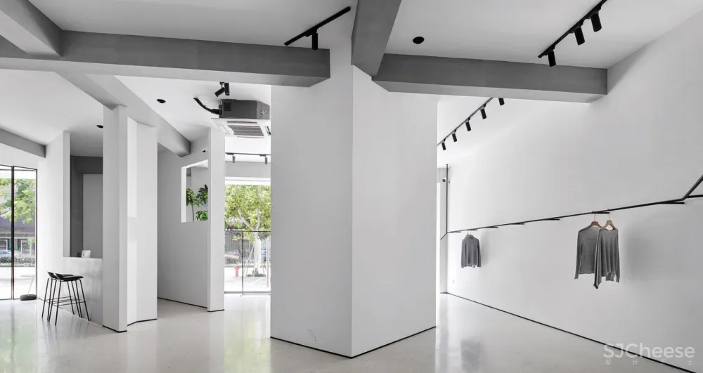 175㎡PHOENIXSIMPLE服装店 陌野室内设计