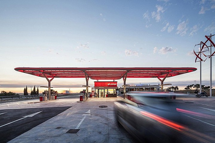 CEPSA Service Station Saffron Brand Consultants + Malka+Portús arquitectos