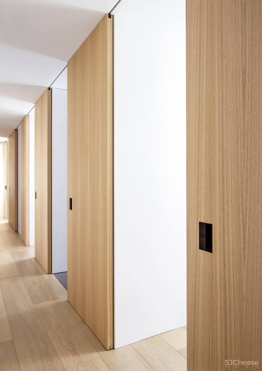 Francesc Rifé | RM Apartment , 舒适的简约公寓