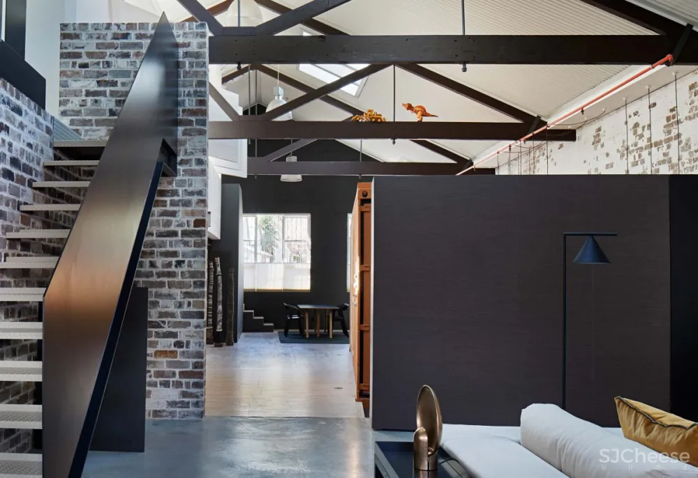 Hare & Klein | Old Furniture Factory , 家具工厂改造住宅