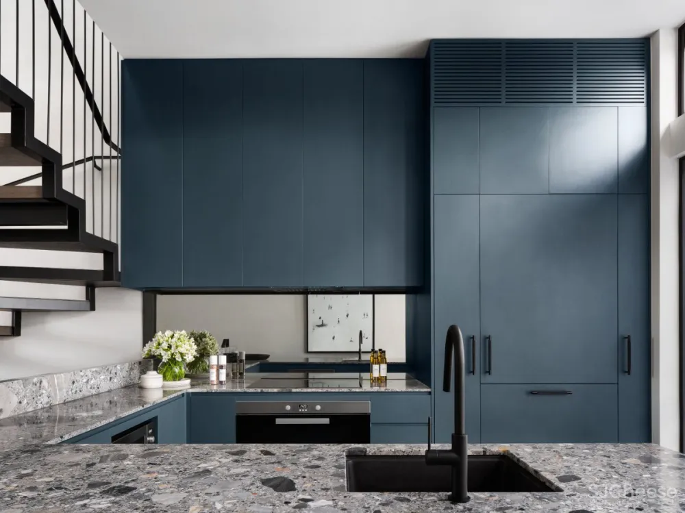 Cera Stribley | Commercial Road , 自然光线对建筑的重要性