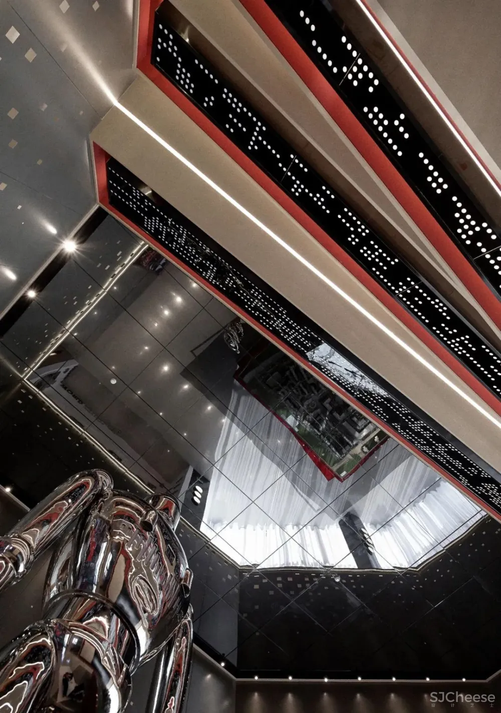 万科·天地未来城——科幻艺术的解构与融合 CLV赛拉维