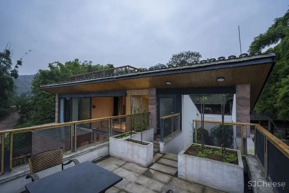 330㎡刘家山舍,用多变的“山”迎合人的复杂需求 刘九三