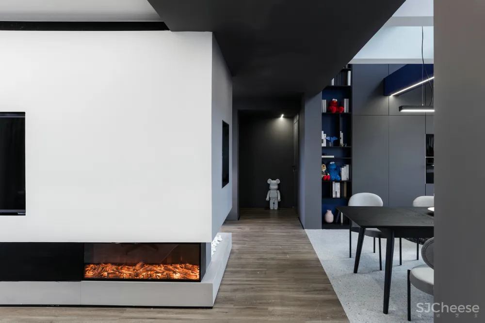 砸掉120万楼板,造出玻璃栈道 FF空间设计