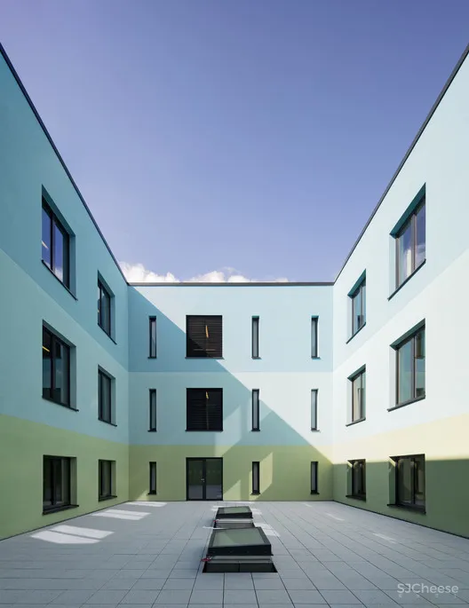 School Complex Les Perséides Atelier REC architecture