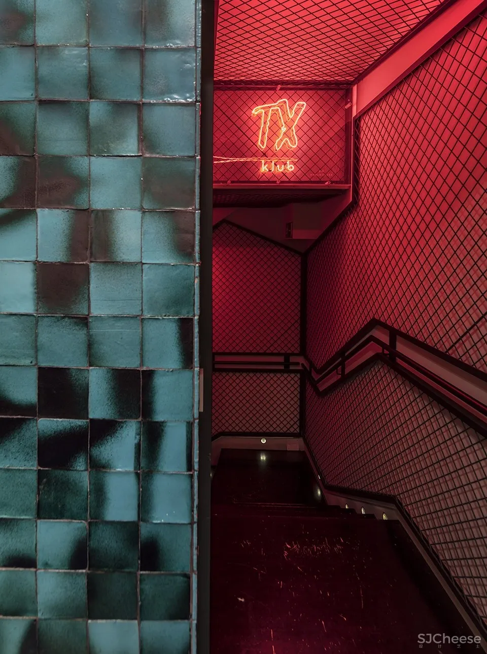 深绿色港口风餐厅酒吧，西班牙 EL EQUIPO CREATIVO