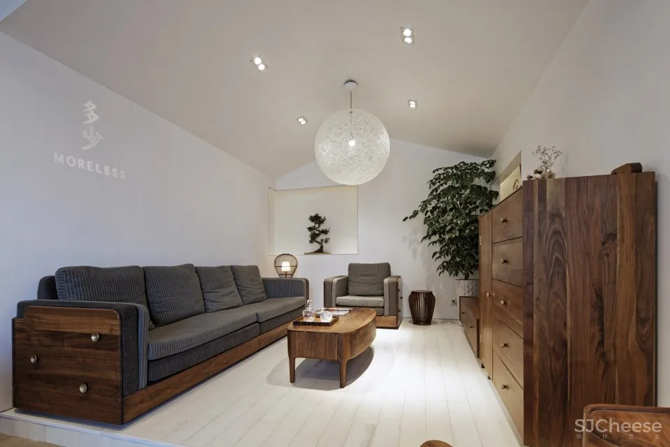 白屋——多少家具青岛店︱王善祥