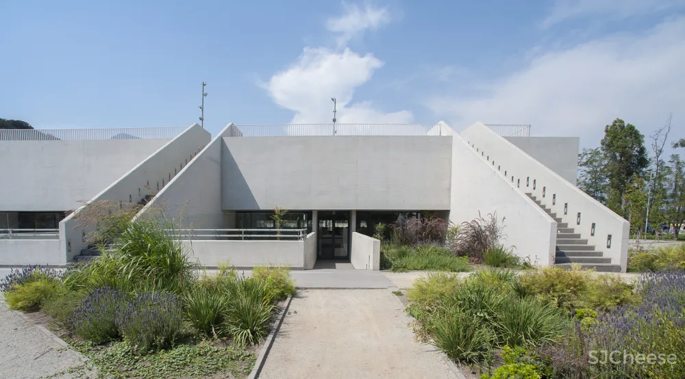 The Saint George College’s Gymnasium Gonzalo Mardones V Arquitectos