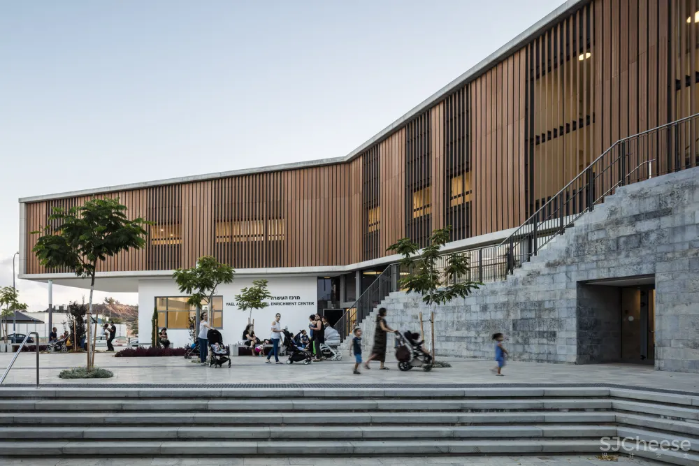 Rehovot Community Center Kimmel Eshkolot Architects