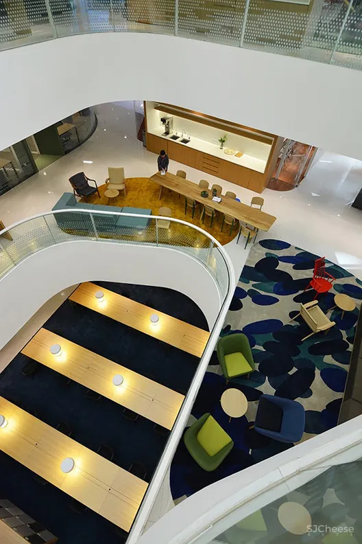 北京光华路SOHO二期3Q大楼 AIM Architecture