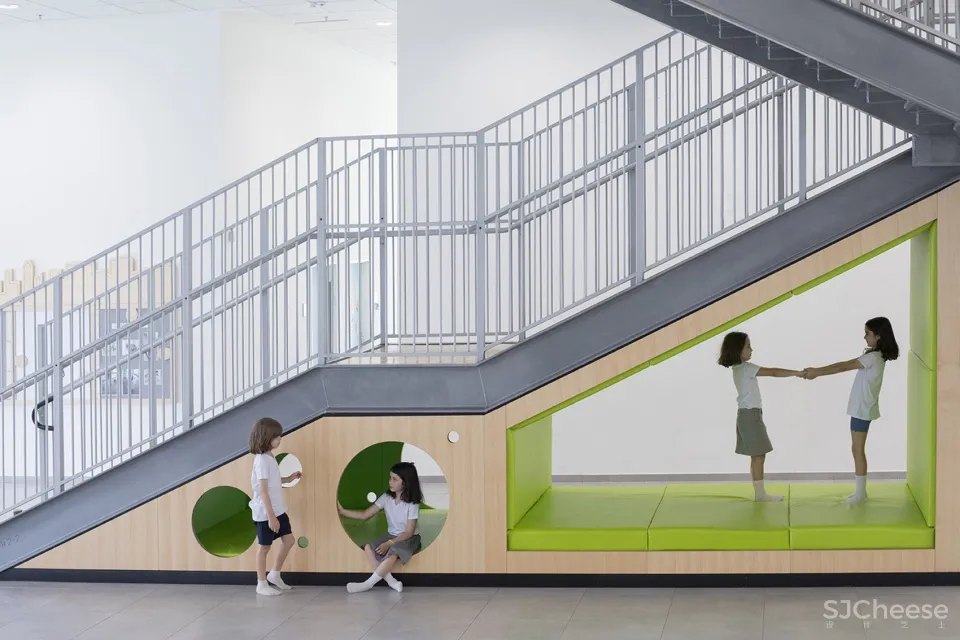 特拉维夫全纳学校,以色列 Sarit Shani Hay