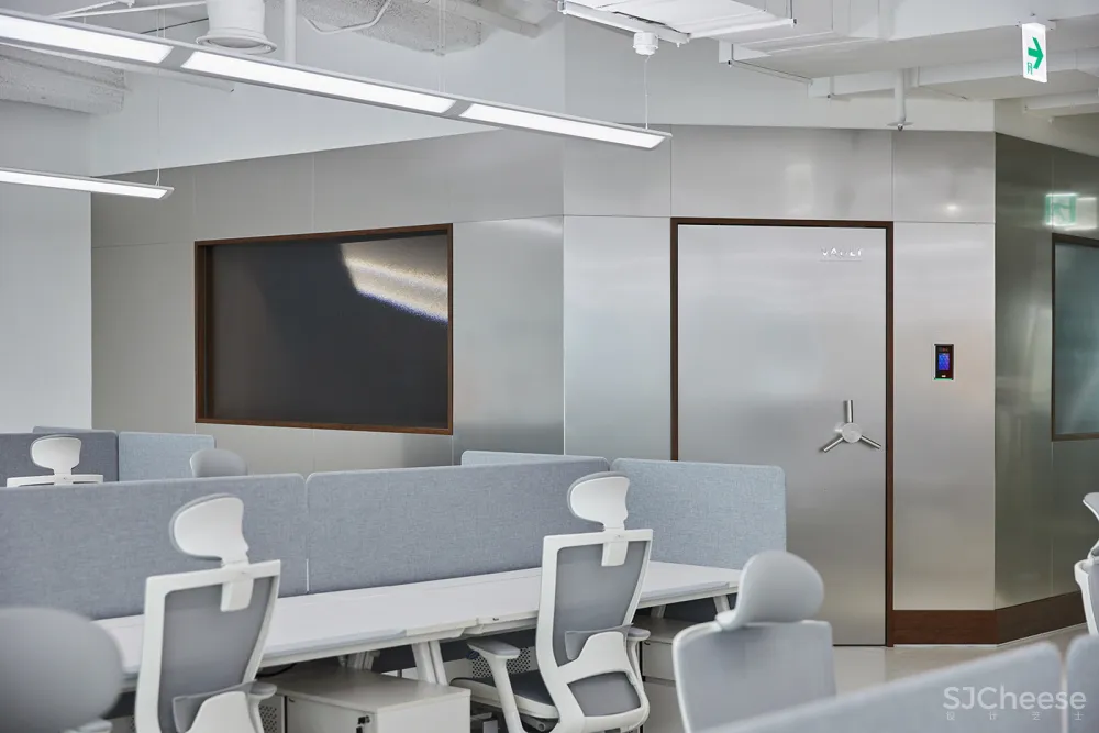 像儿童乐园的办公室 再造设计