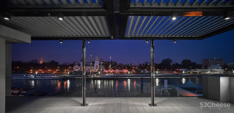 Circulo Mercantil Industrial体育中心 Manuel Quijano Vallejo