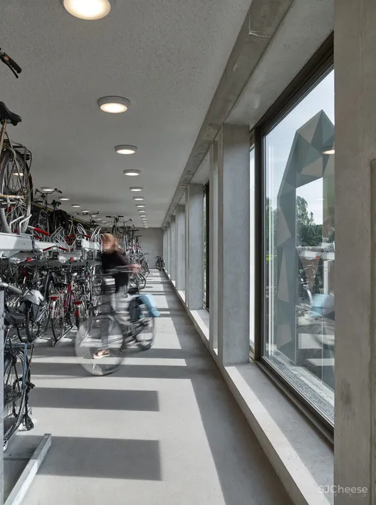 埃因霍温理工大学校园学生公寓 Office Winhov + Office haratori + BDG Architecten