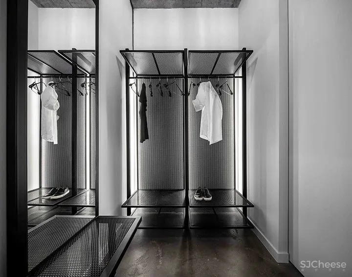 物流软件Logity乌克兰哈尔科夫办公设计 Studio Bondarenko Design