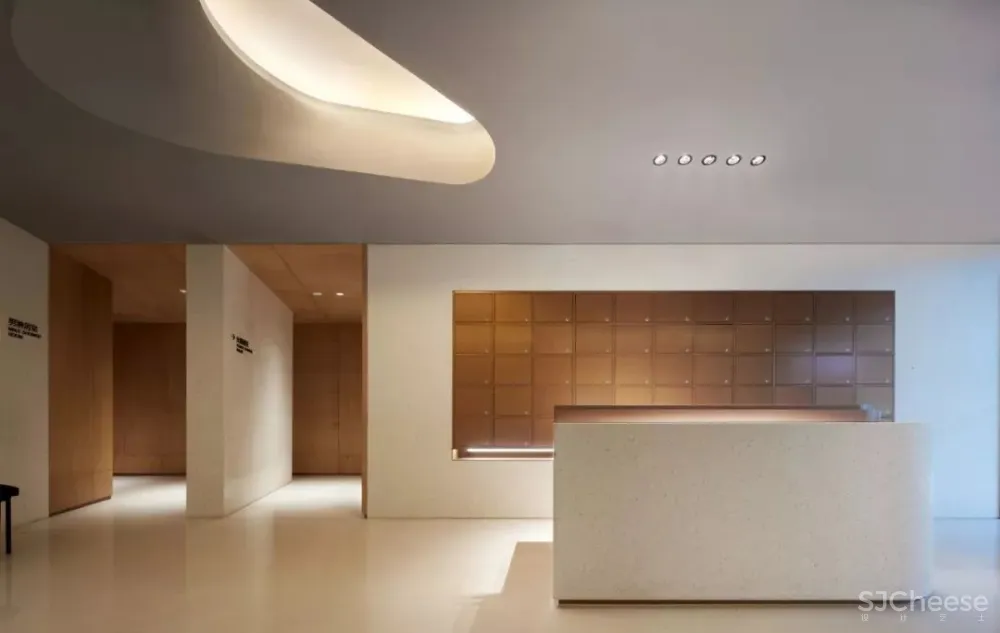 极简白 灰砖,格调十足的先锋艺术馆! 共生形态