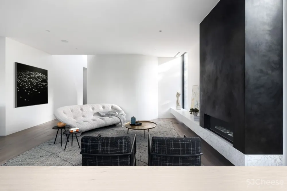 Cera Stribley | Caroline , 当代鲜明的古朴住宅