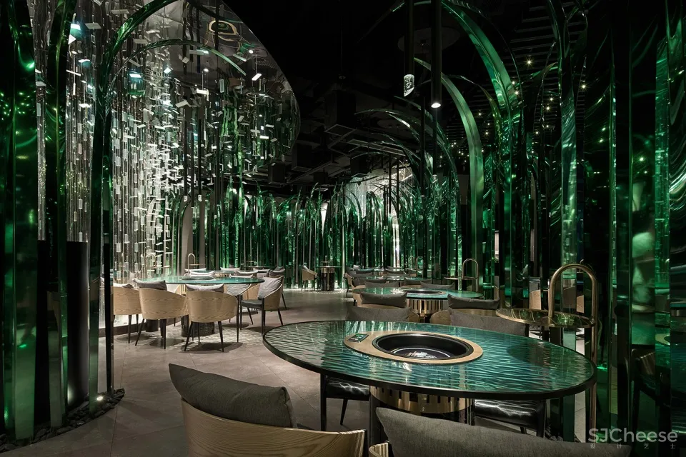 480㎡广州凤园椰珍餐厅·椰子鸡火锅 谢几点设计事务所