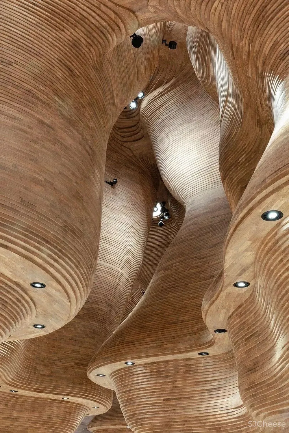 2019年度商业空间十宗“最”,这样的设计太过瘾!